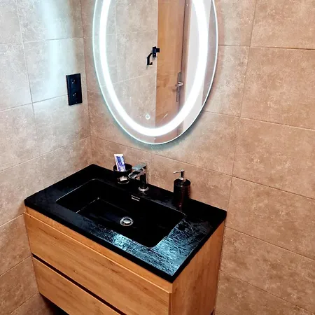 Forest Hideout ווילסלאם