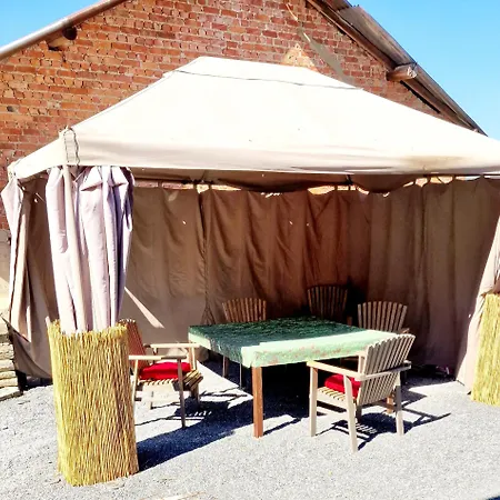 Forest Hideout ווילסלאם